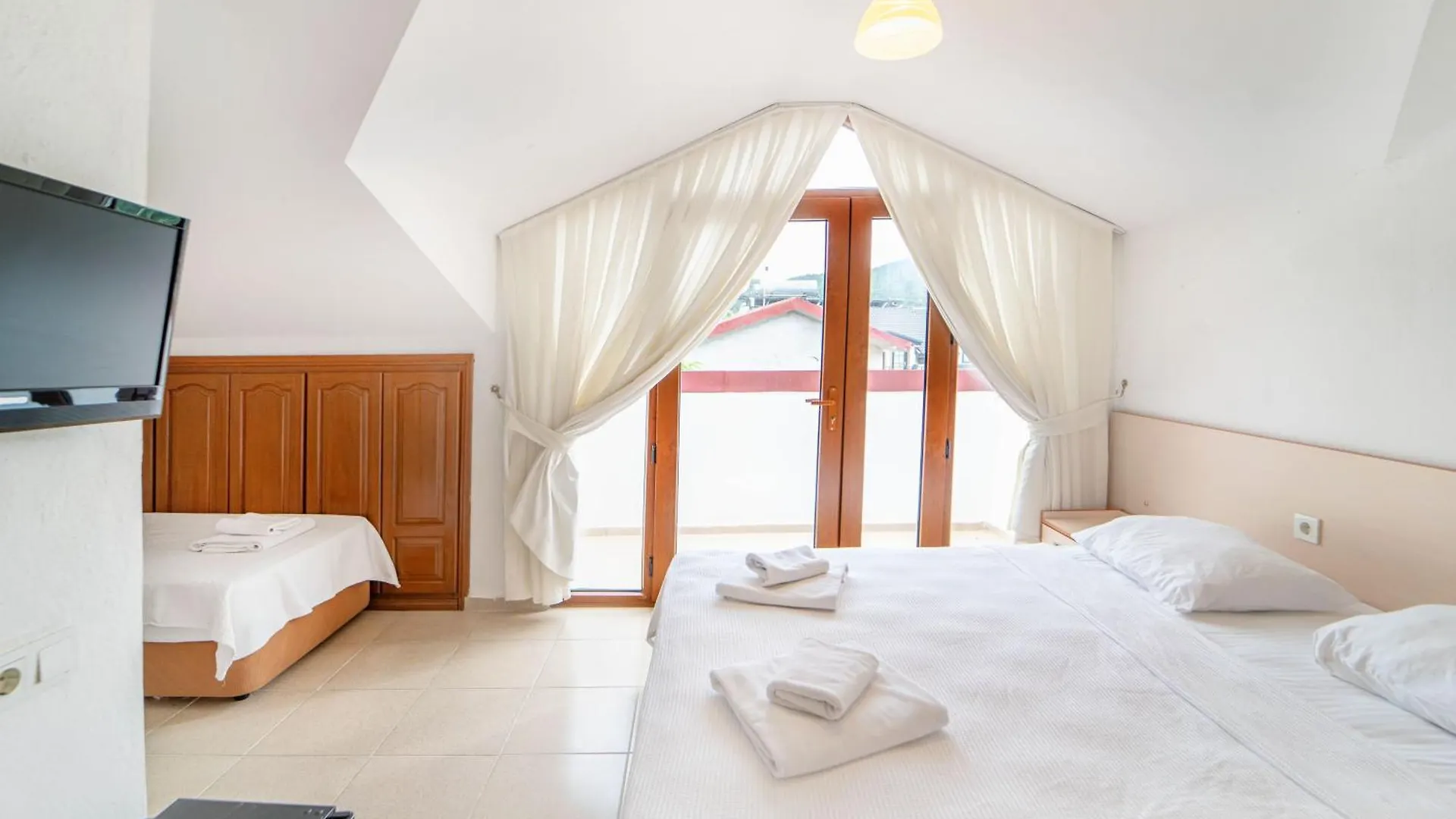 Suzanne Hotel & Restaurant Fethiye 0*,  Turquia